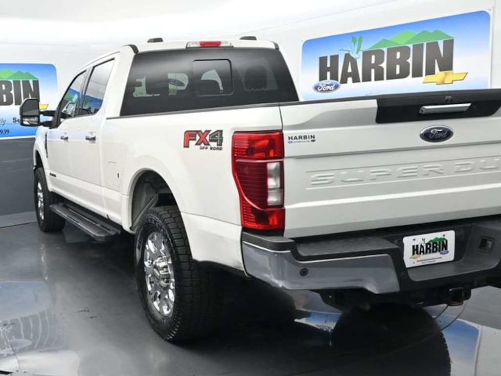Used 2022 Ford F-250SD Lariat Truck