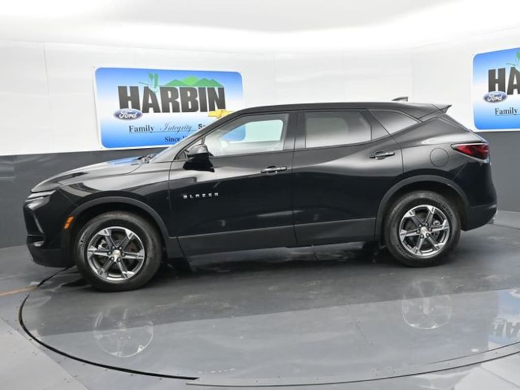Used 2025 Chevrolet Blazer LT SUV