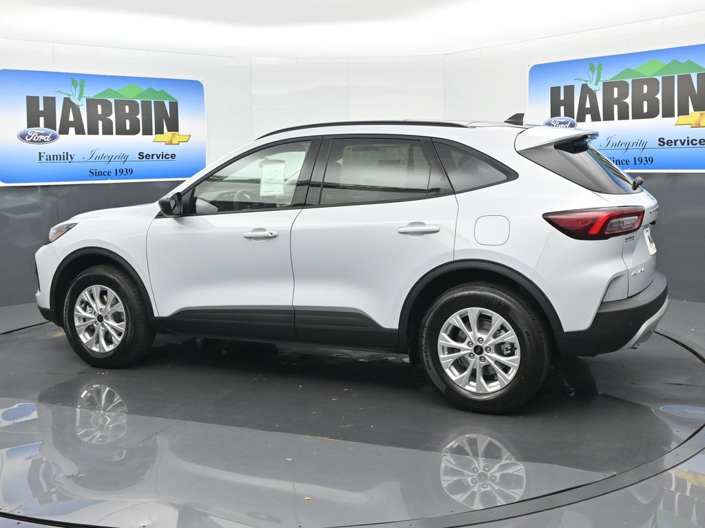 2025 Ford Escape Active photo 2