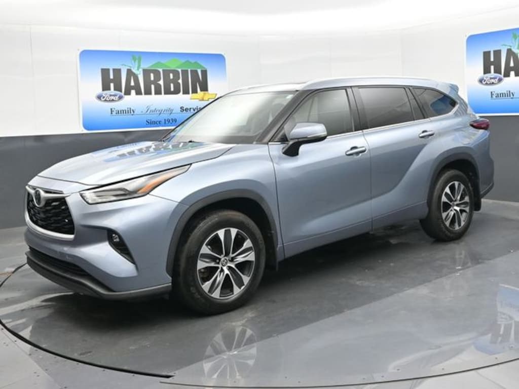 Used 2021 Toyota Highlander XLE SUV