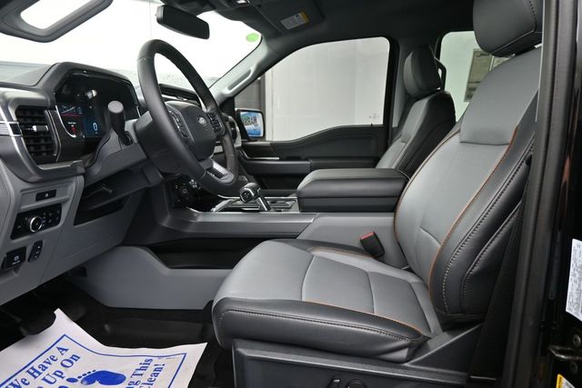 2025 Ford F-150 Lariat - Photo 11