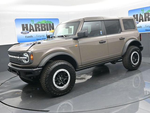 2025 Ford Bronco SUV 