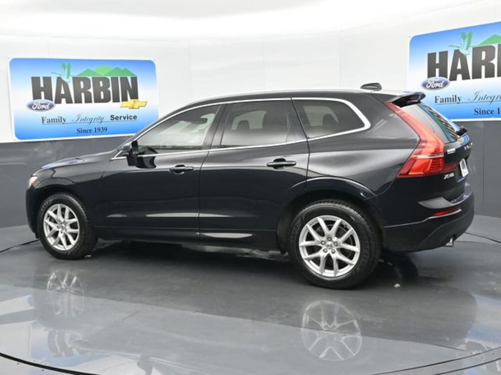 Used 2020 Volvo XC60 T5 Momentum SUV