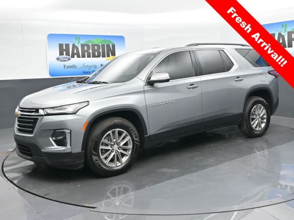 Used 2023 Chevrolet Traverse LT SUV