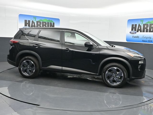 2025 Nissan Rogue SV - Photo 7