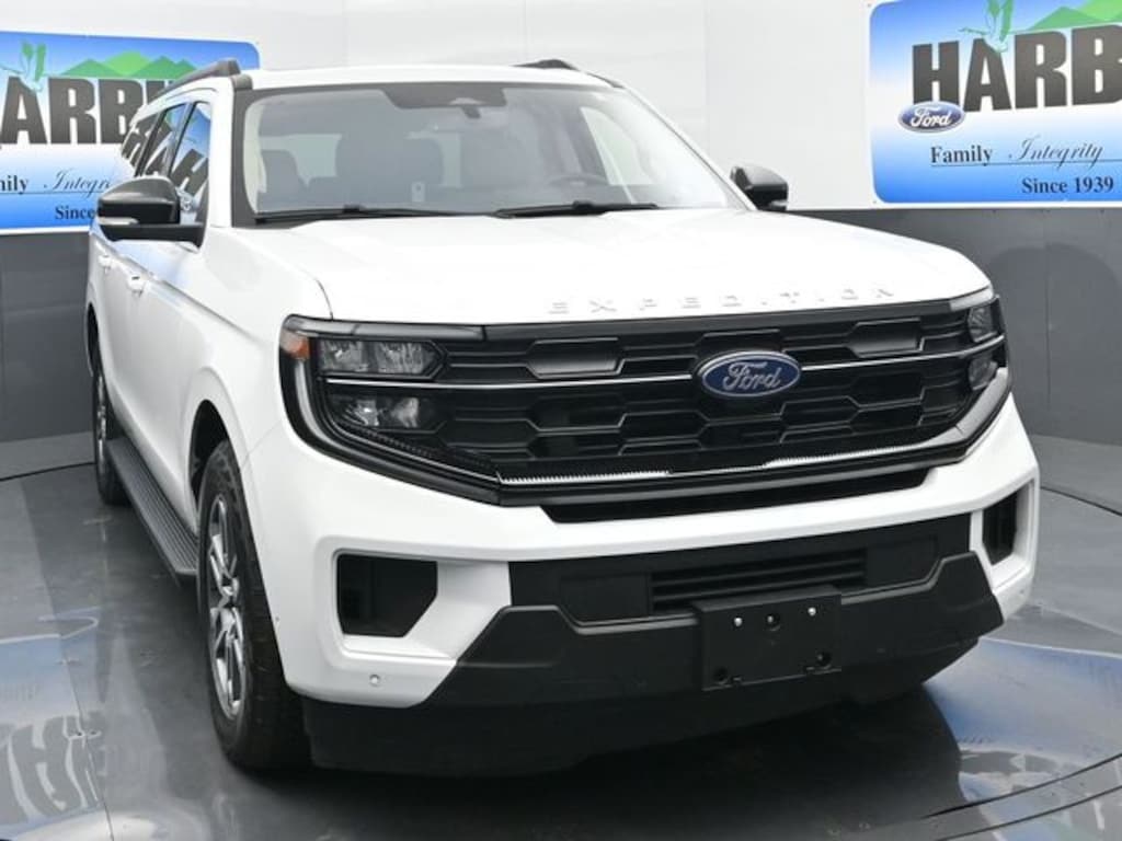 Used 2025 Ford Expedition Max Active SUV