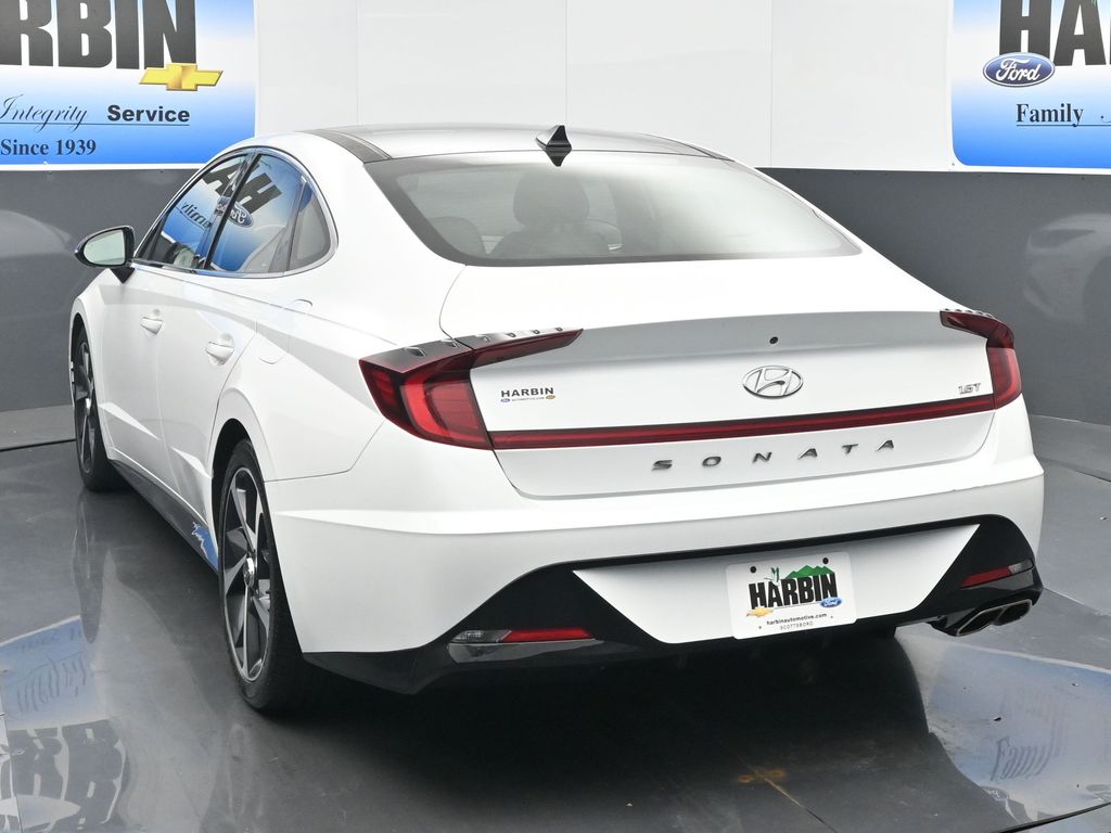 2021 Hyundai Sonata SEL Plus photo 3