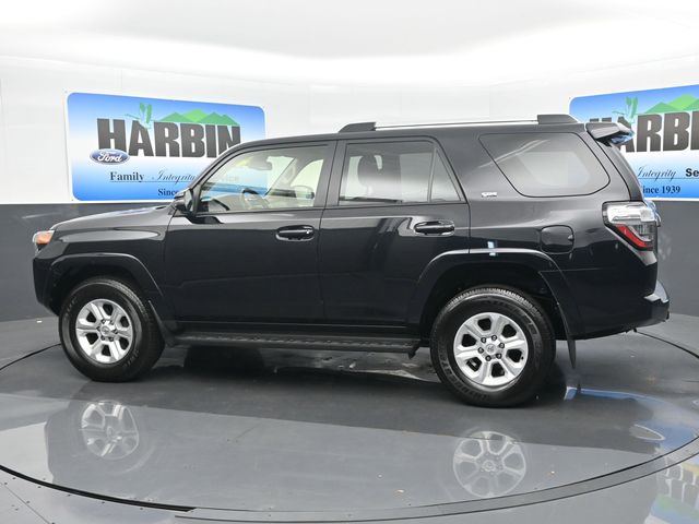 2024 Toyota 4Runner SR5 Premium photo 2