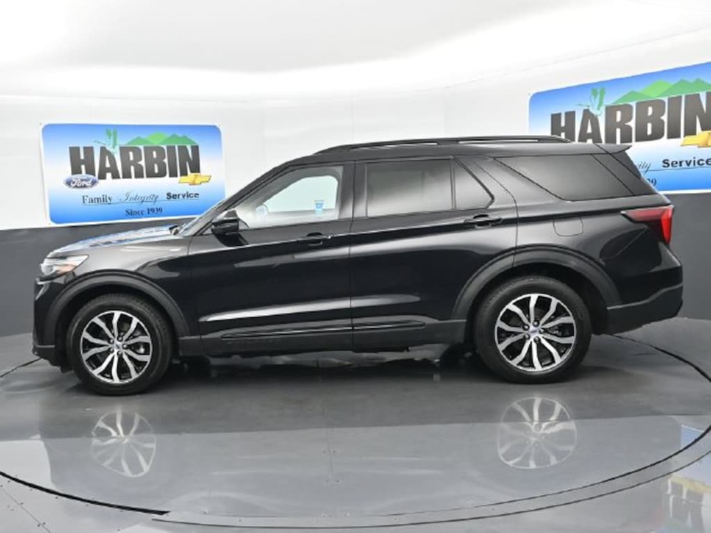 Used 2025 Ford Explorer ST-Line SUV
