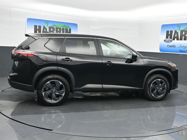 2025 Nissan Rogue SV - Photo 6