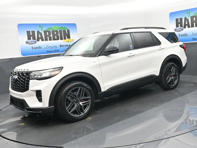 2026 Ford Explorer ST-LINE's photo