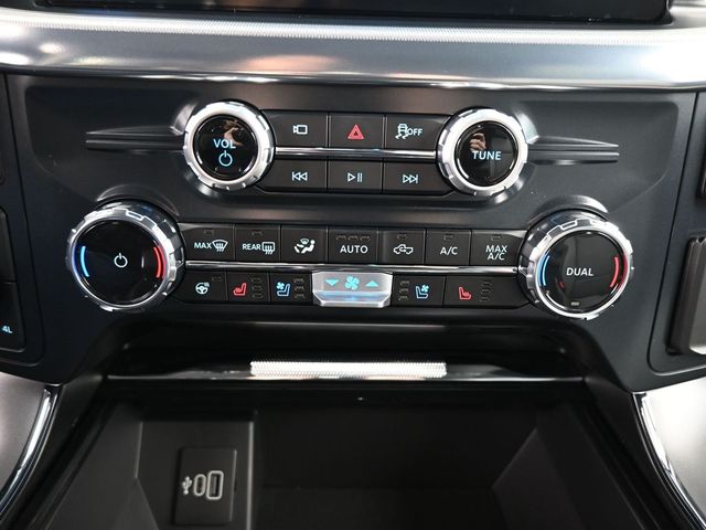 2025 Ford F-150 Lariat - Photo 17