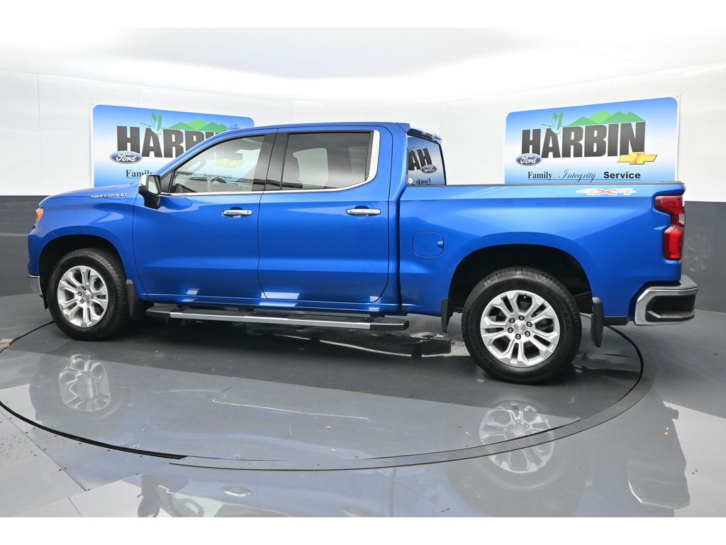 2022 Chevrolet Silverado 1500 LTZ photo 3