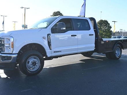 2026 Ford F-350SD XL Chassis