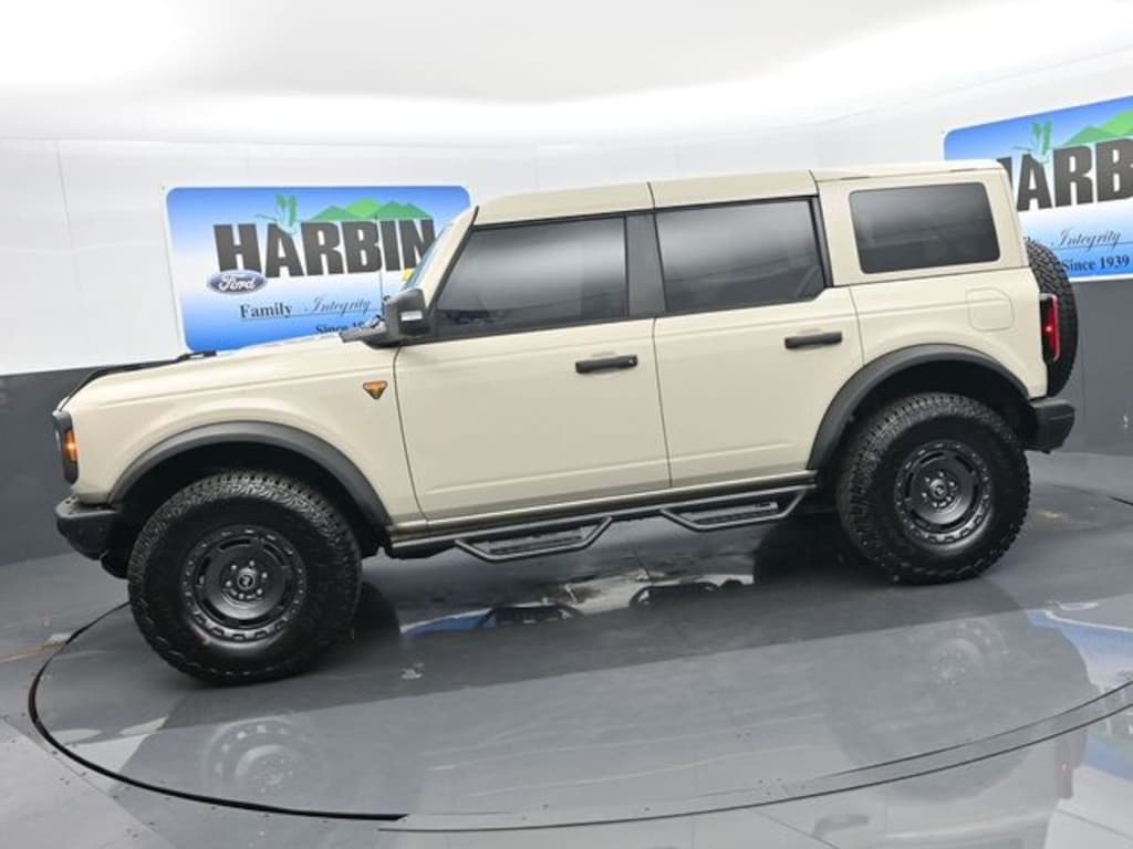 Used 2025 Ford Bronco Badlands SUV