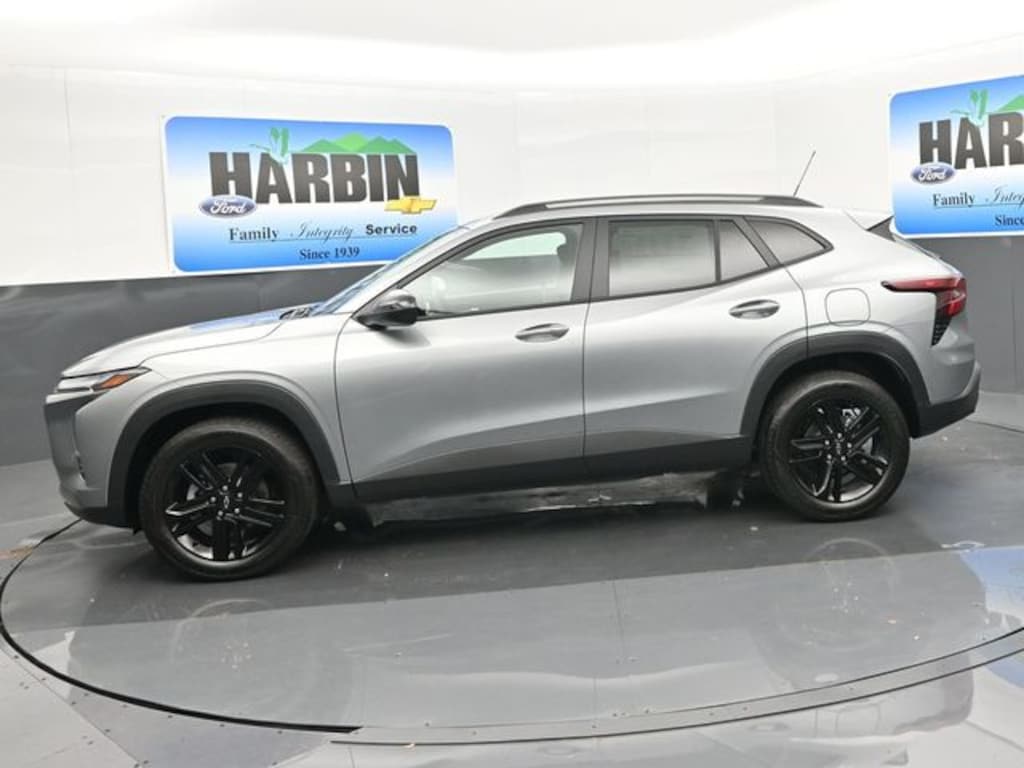 Used 2025 Chevrolet Trax Activ SUV