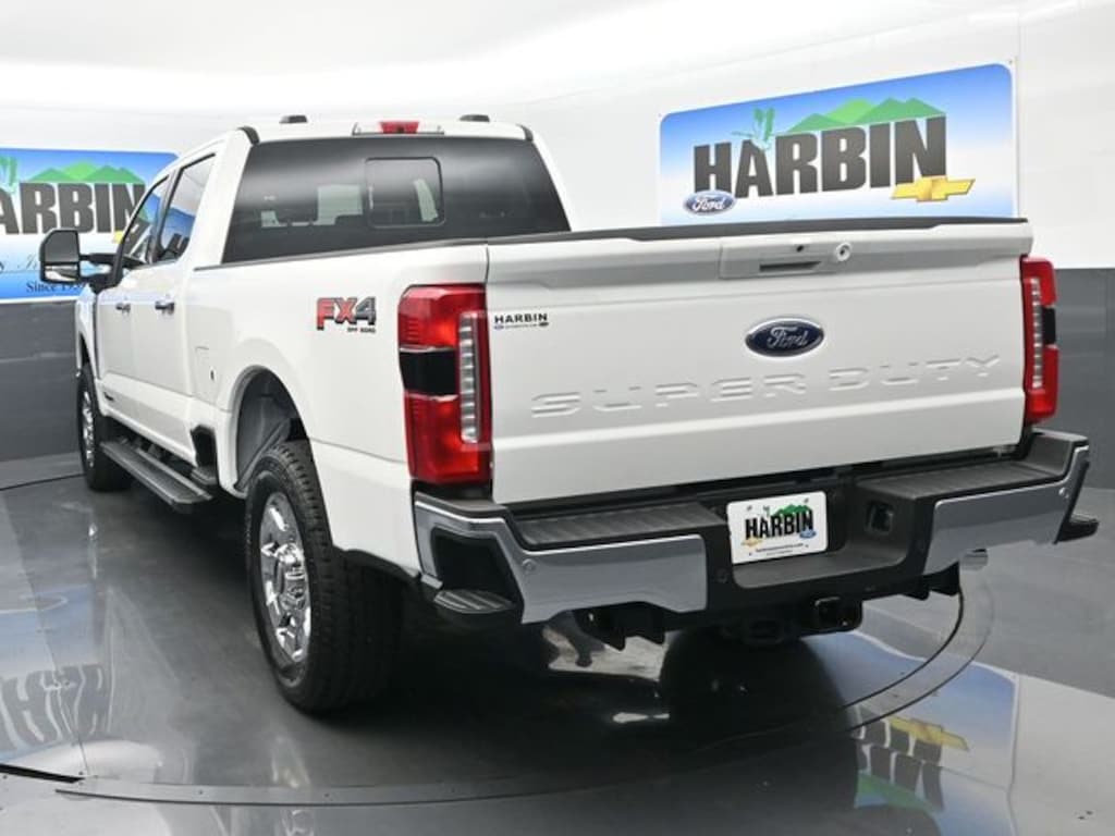 New 2026 Ford F-250SD Lariat Truck