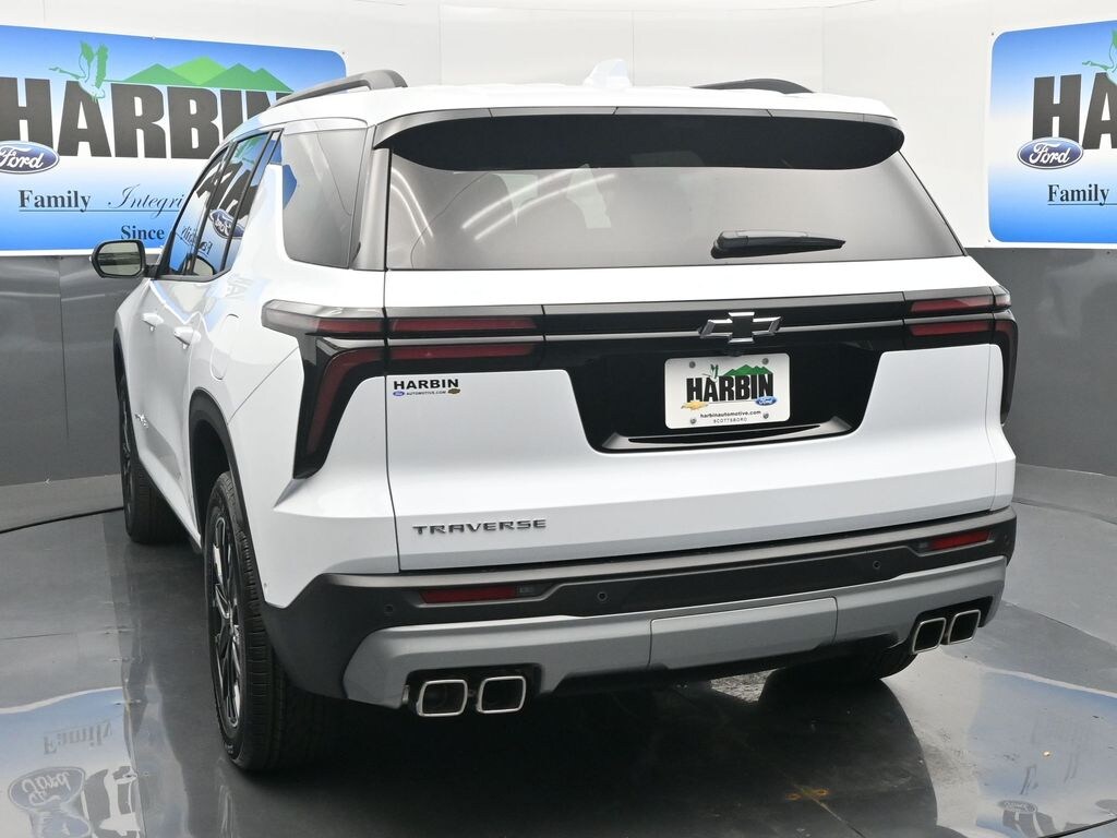 New 2026 Chevrolet Traverse LT SUV