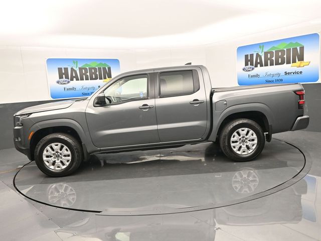 2024 Nissan Frontier SV photo 2