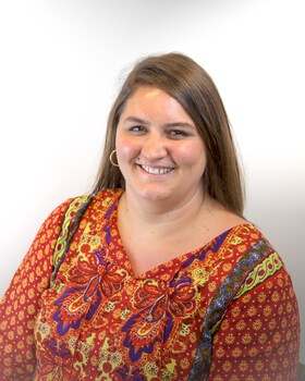 Staff member Erin Wright from ID_33cd31b68029