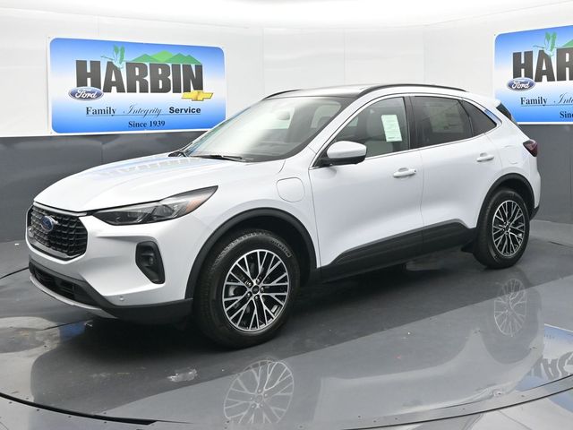 2025 Ford Escape PHEV's photo