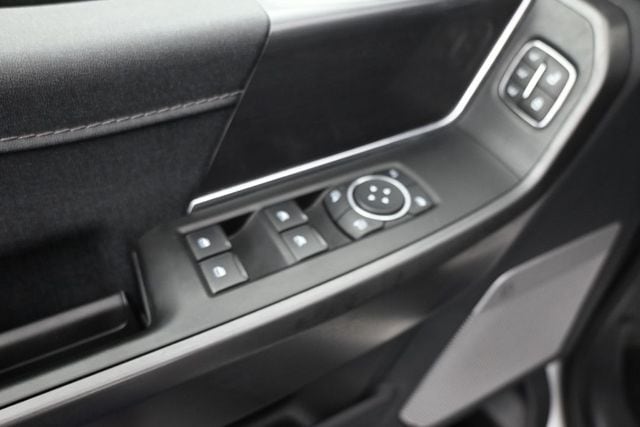 2026 Ford F-150 Lariat - Photo 9