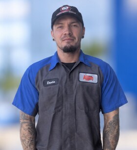 Staff member Shawn Baine from ID_7c76d50fdf20