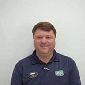 Staff member Lee Bradford from ID_33cd31b68029