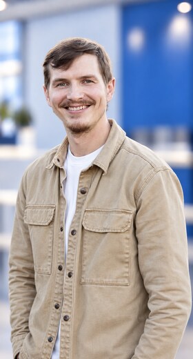 Staff member Hayden Jones from ID_fdda6975ef8b