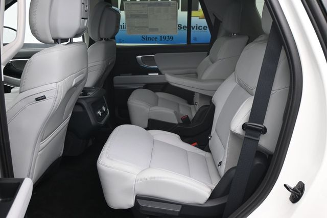 2026 Ford Expedition Platinum - Photo 11