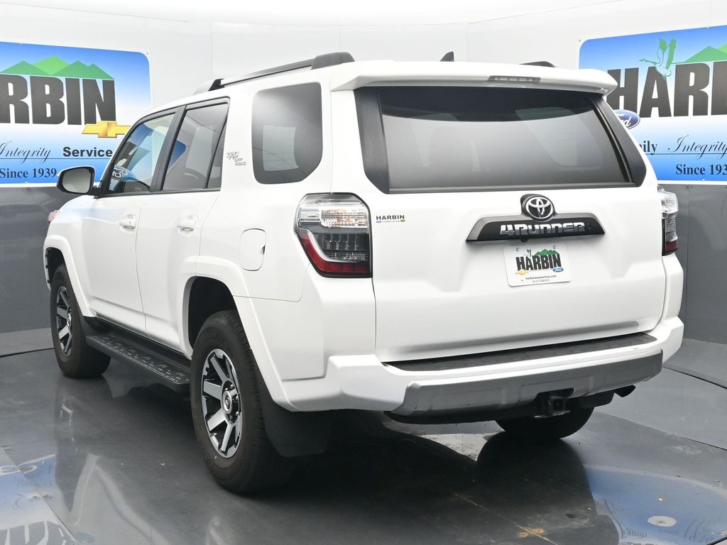 2024 Toyota 4Runner TRD Off-Road photo 4
