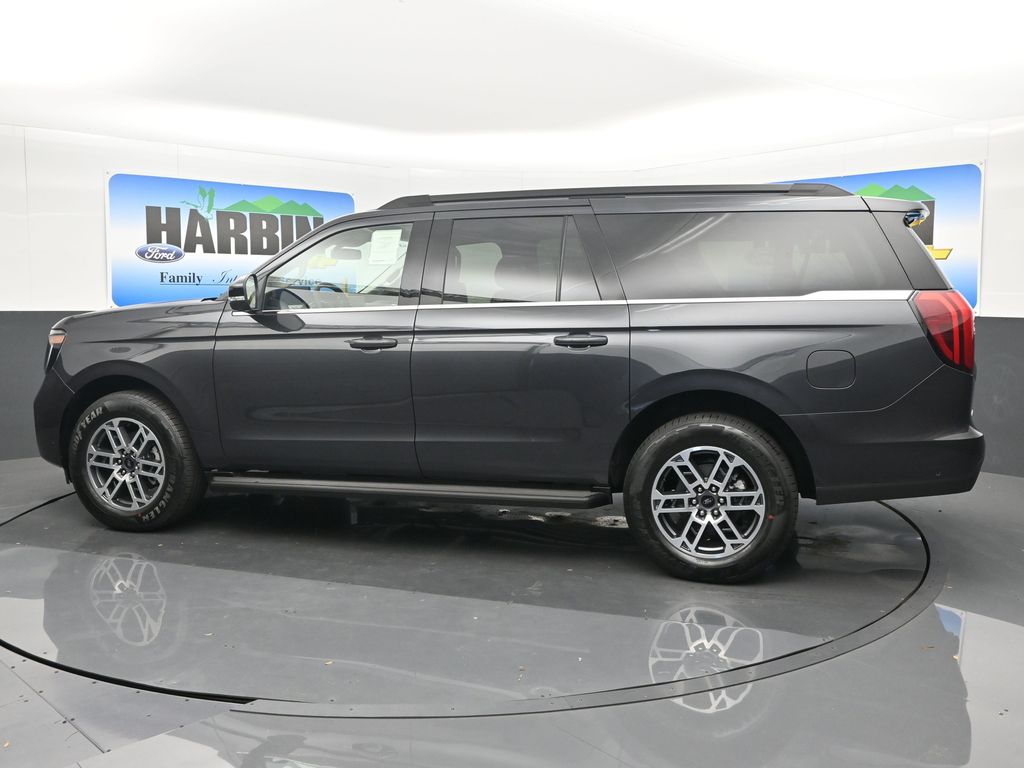 2025 Ford Expedition MAX photo 3