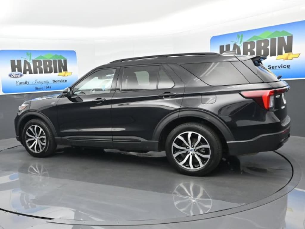 Used 2025 Ford Explorer ST-Line SUV