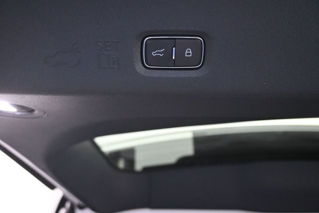 2026 Ford Expedition Platinum - Photo 10