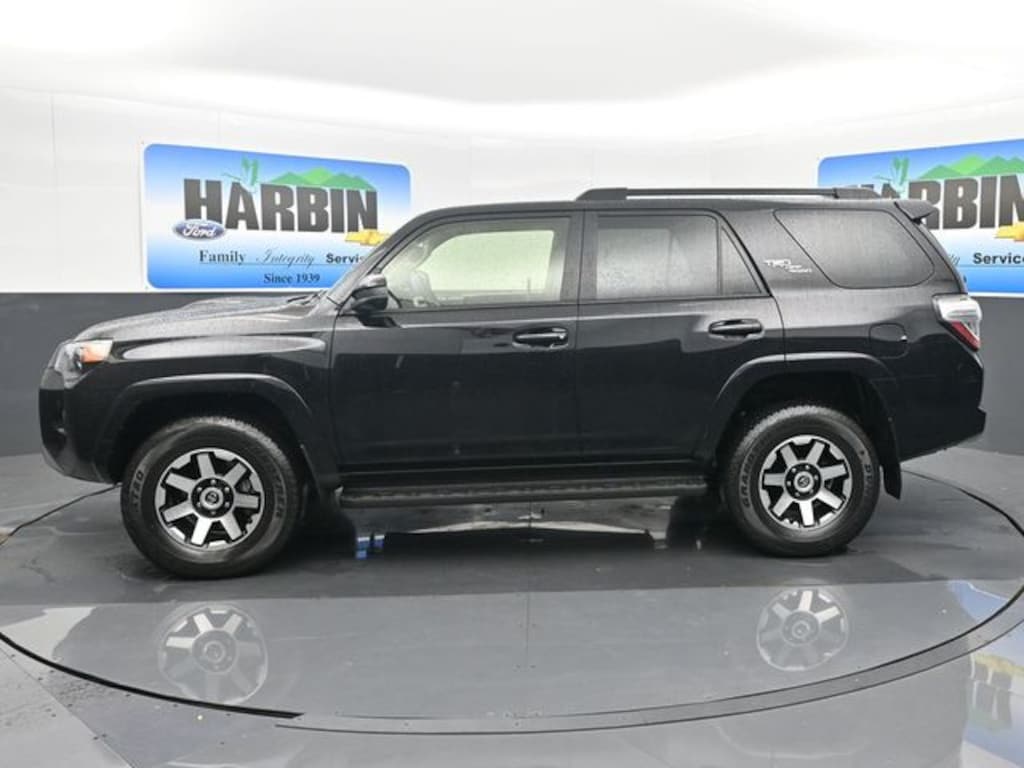 Used 2024 Toyota 4Runner TRD Off-Road SUV