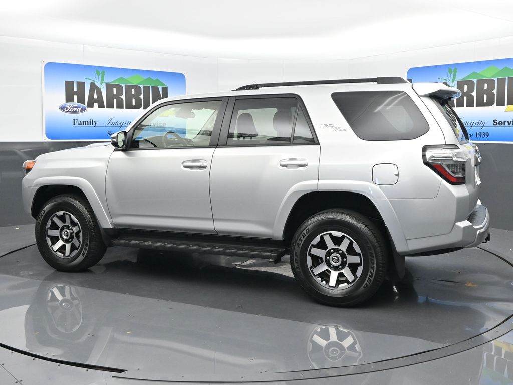 2024 Toyota 4Runner TRD Off-Road Premium photo 3