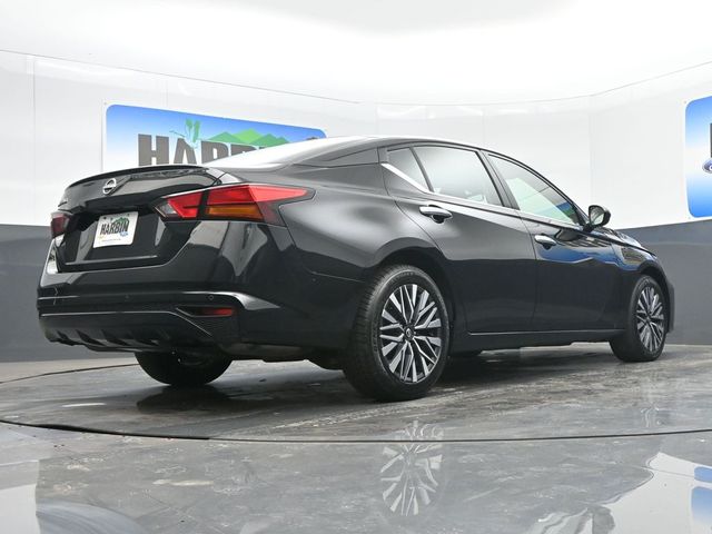 2025 Nissan Altima SV - Photo 20