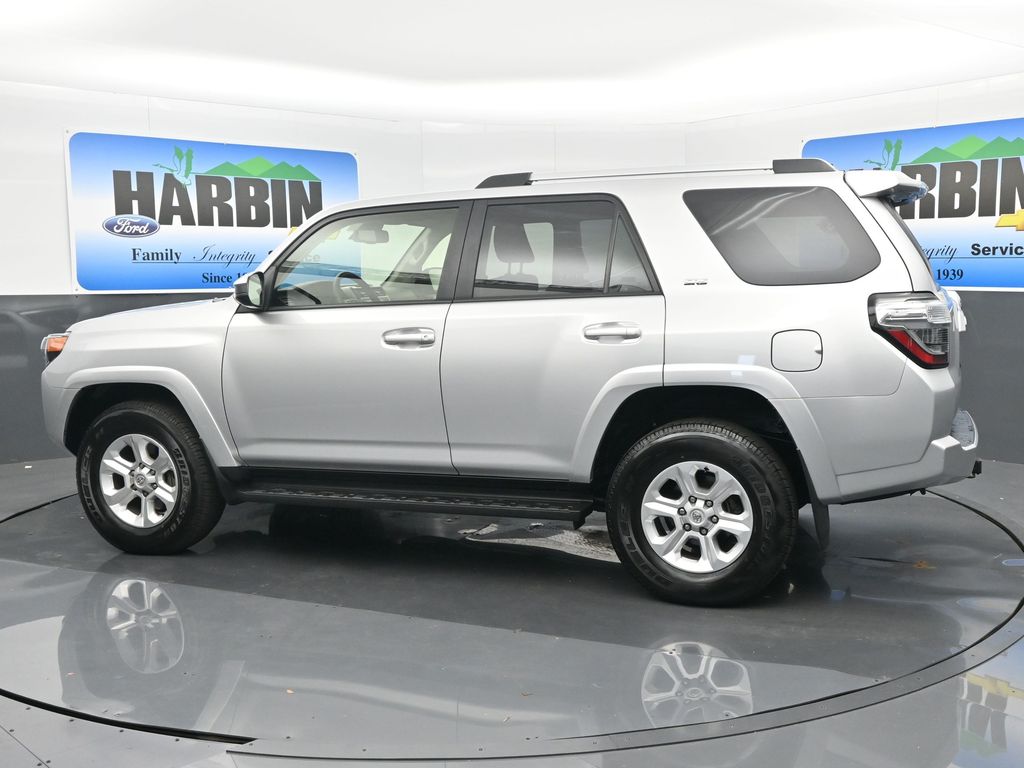 2024 Toyota 4Runner SR5 photo 2