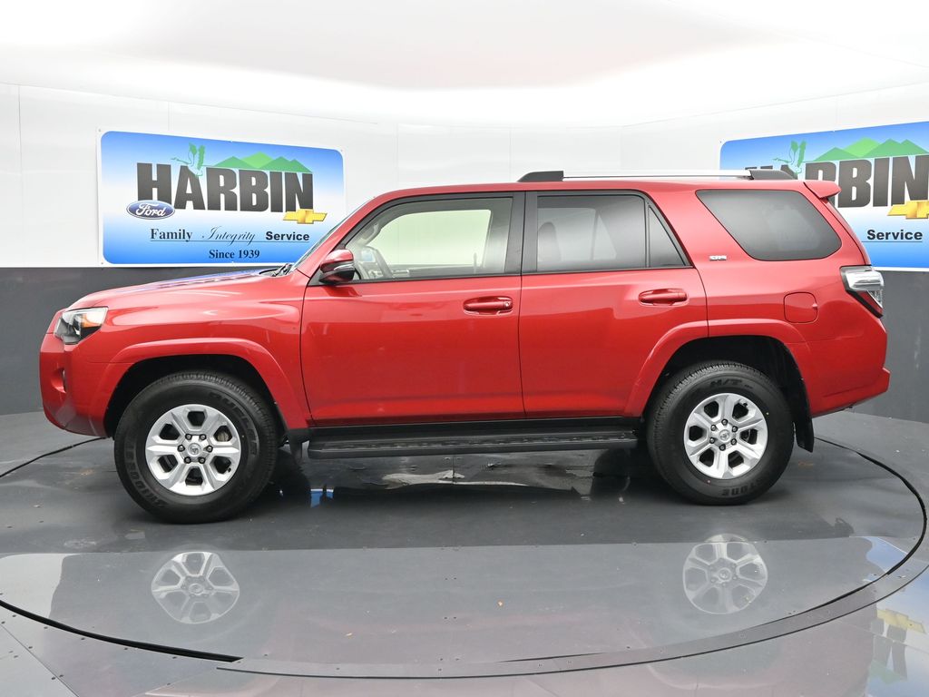 2024 Toyota 4Runner SR5 Premium photo 2