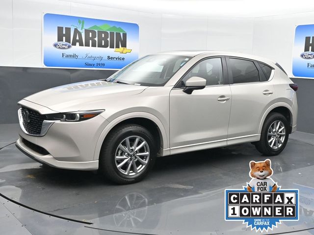 2025 Mazda CX-5 S Preferred package Auto AWD's photo