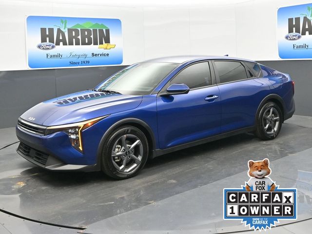 2025 Kia K4 LXS AT's photo