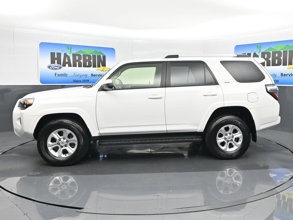2024 Toyota 4Runner SR5 photo 2