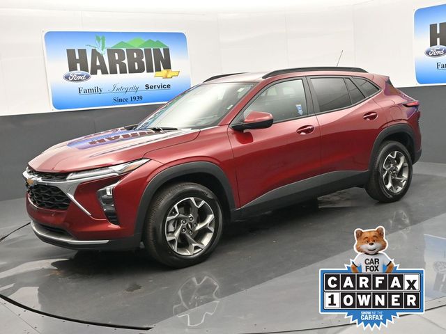 2025 Chevrolet Trax LT's photo