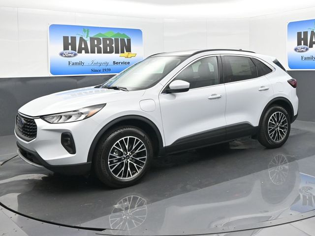 2025 Ford Escape PHEV's photo