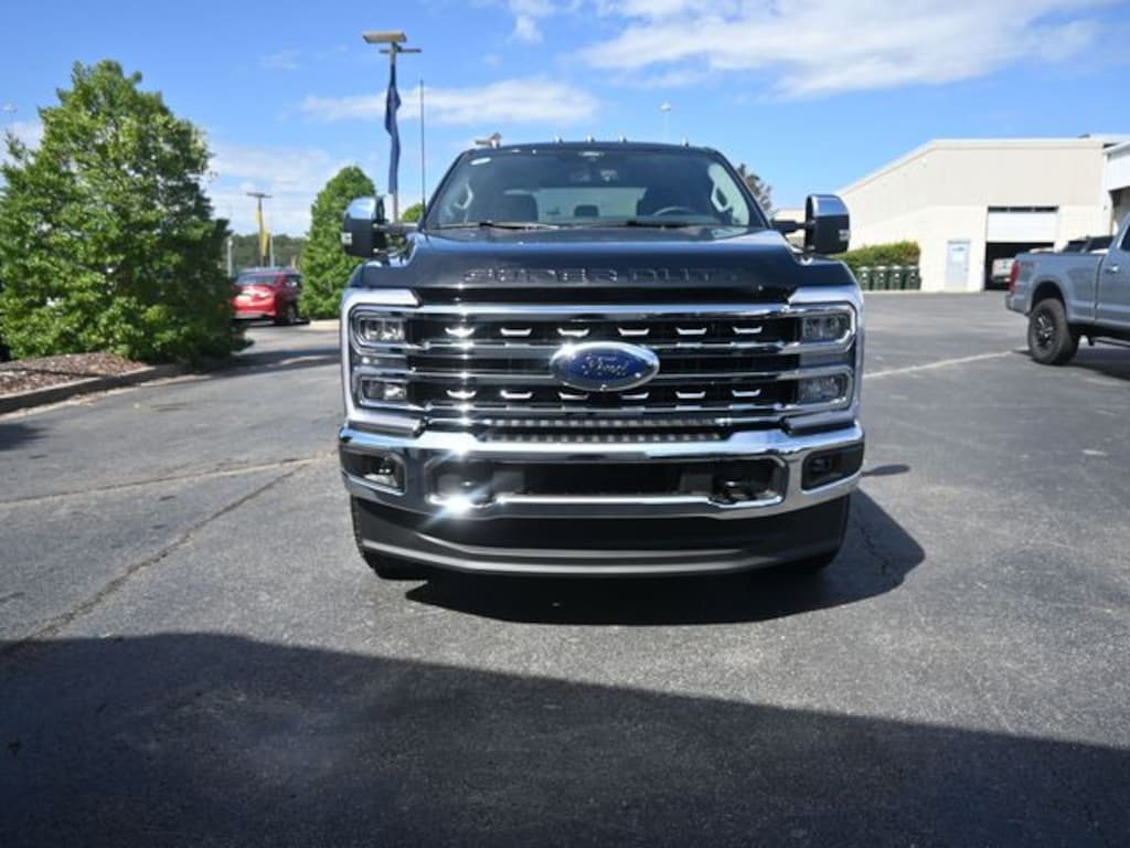 New 2026 Ford F-250SD Lariat Truck