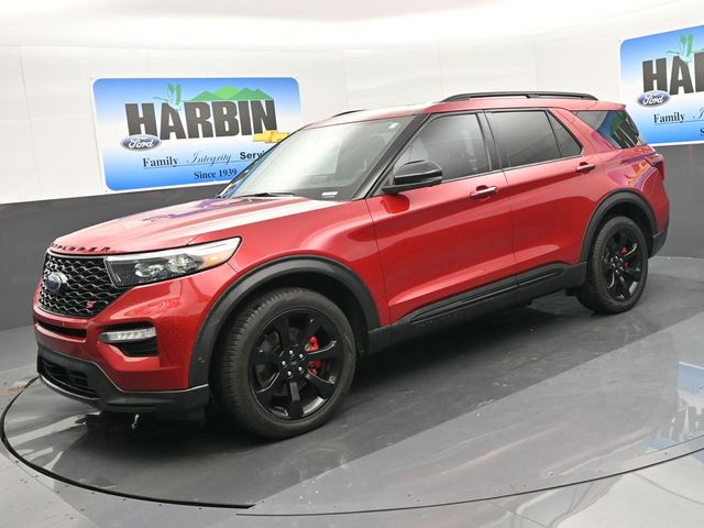 2021 Ford Explorer ST's photo