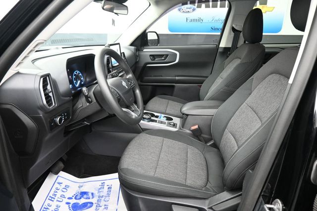 Photo 12