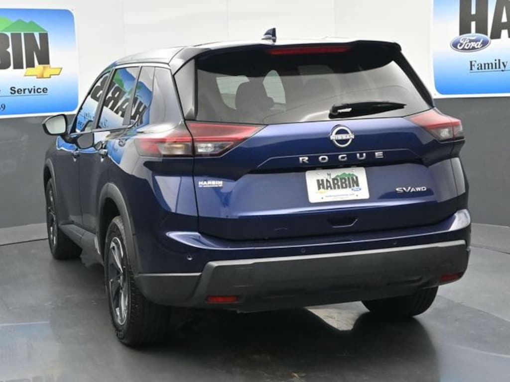 Used 2024 Nissan Rogue SV SUV