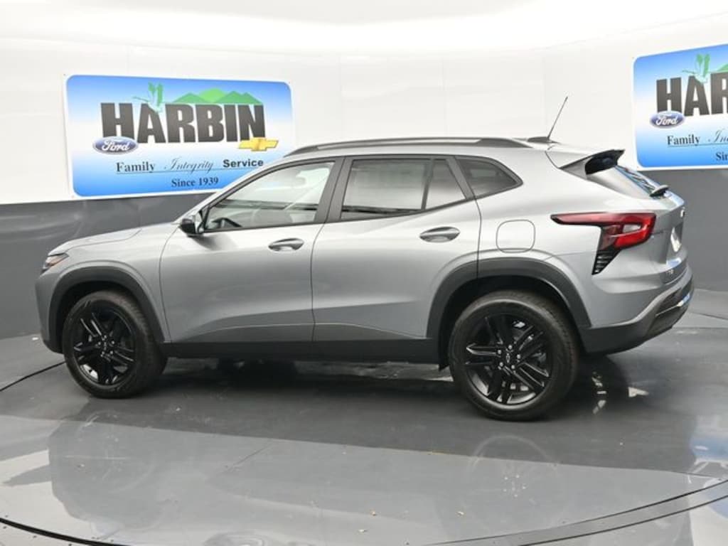 Used 2025 Chevrolet Trax Activ SUV
