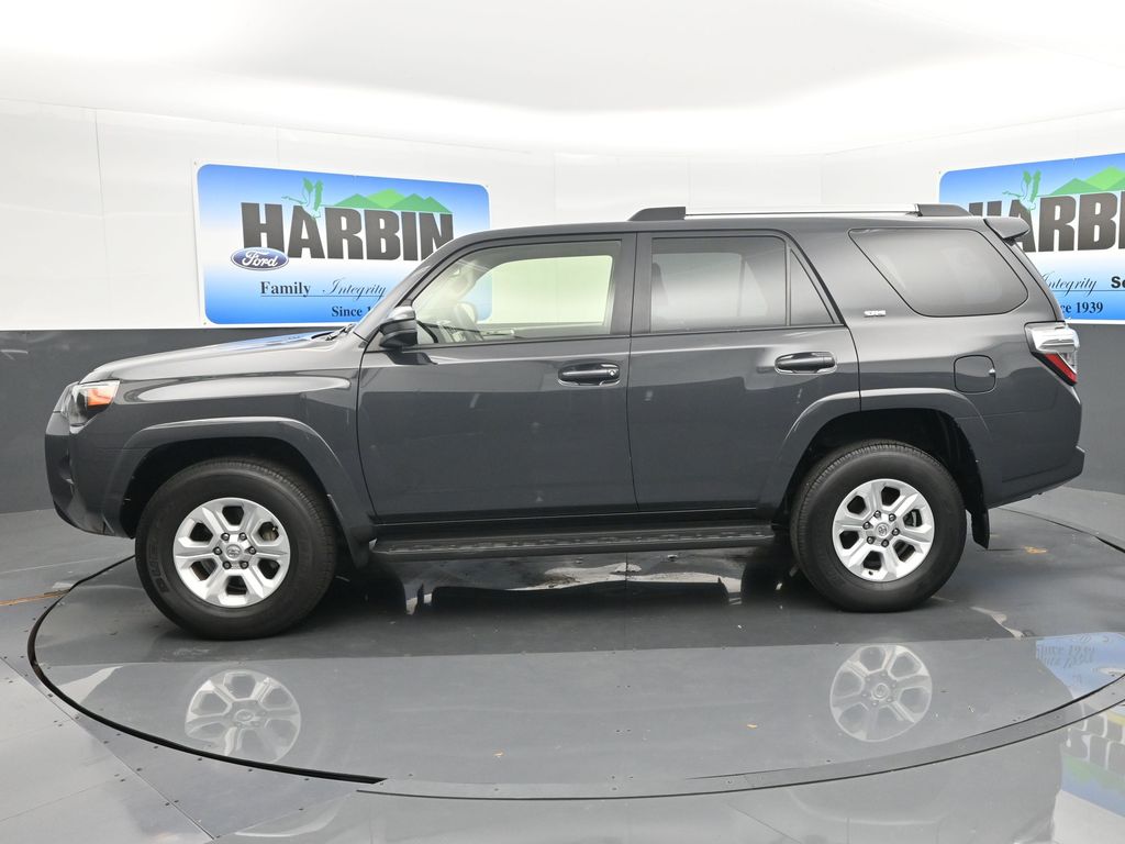 2024 Toyota 4Runner SR5 photo 2